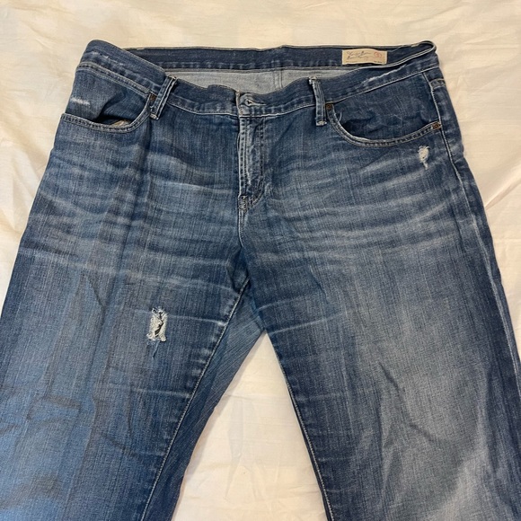 Gap Limited Edition Distressed Jeans - Size32/14 - Picture 1 of 5